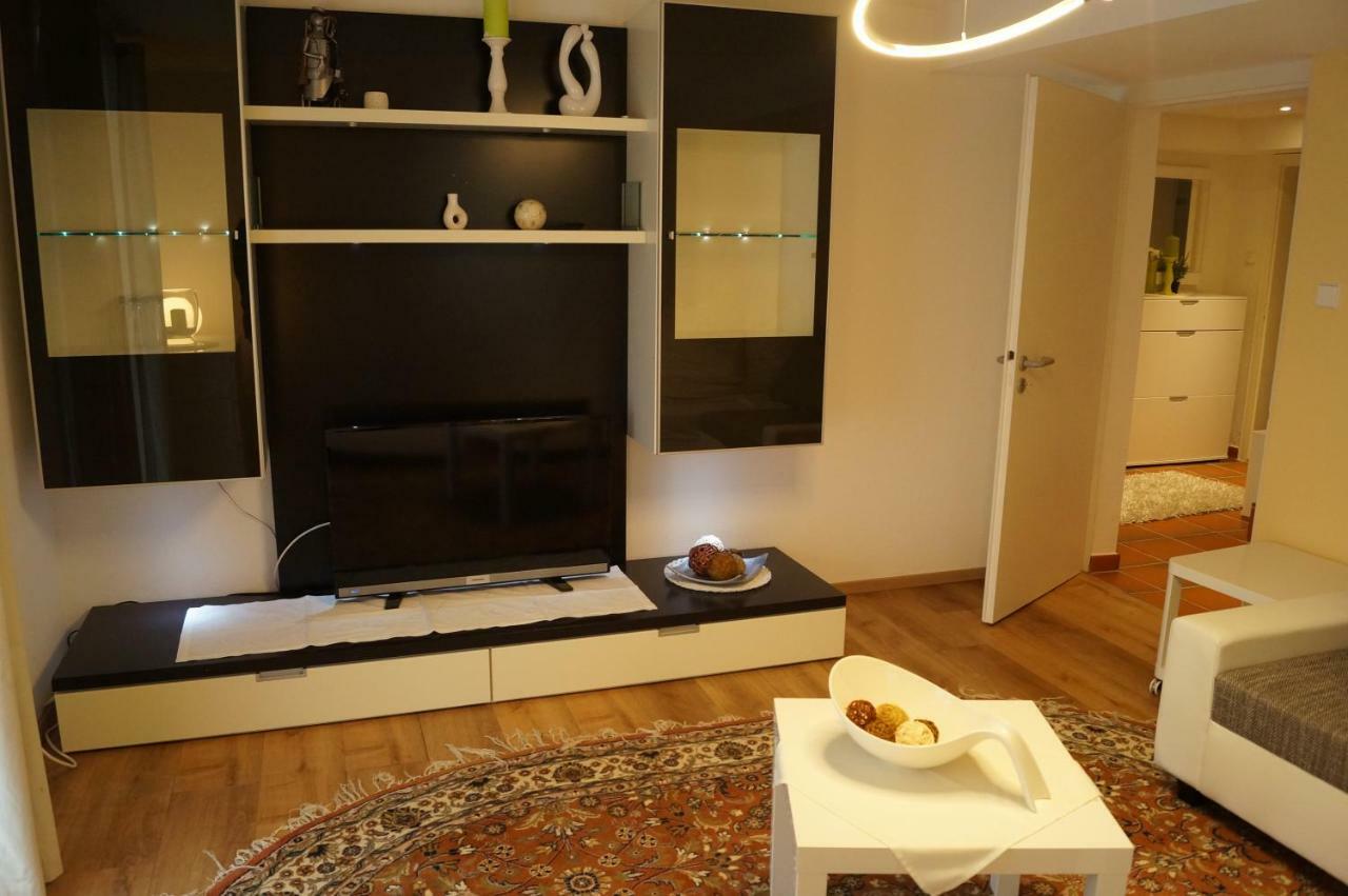 Traumhafte Ferienwohnung Mit Pool Steinen  Exterior foto